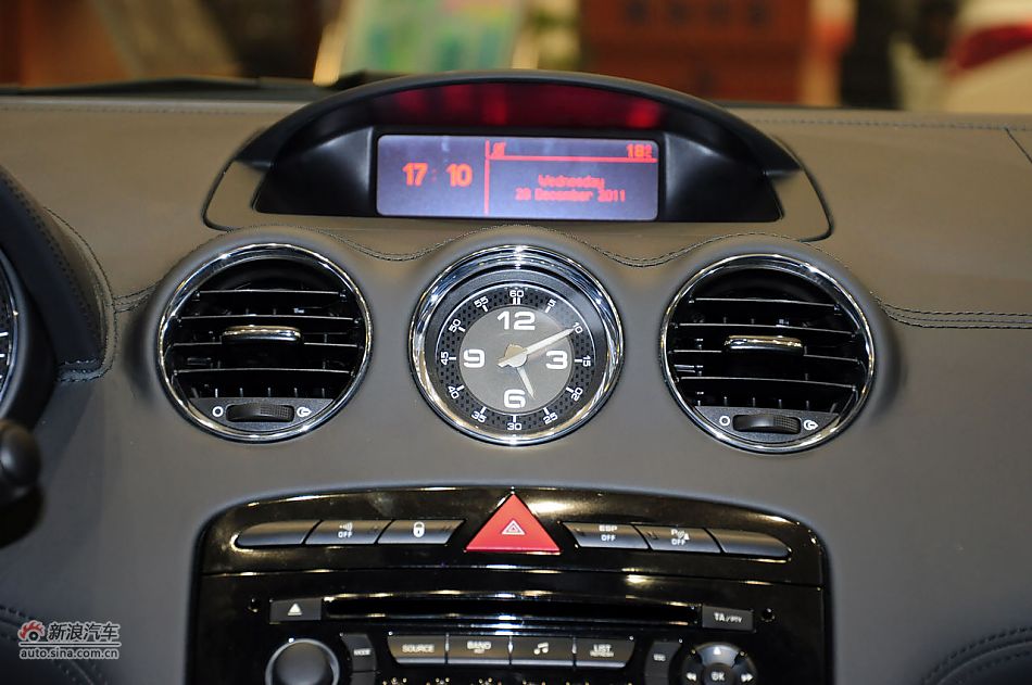 2011款标致RCZ实拍