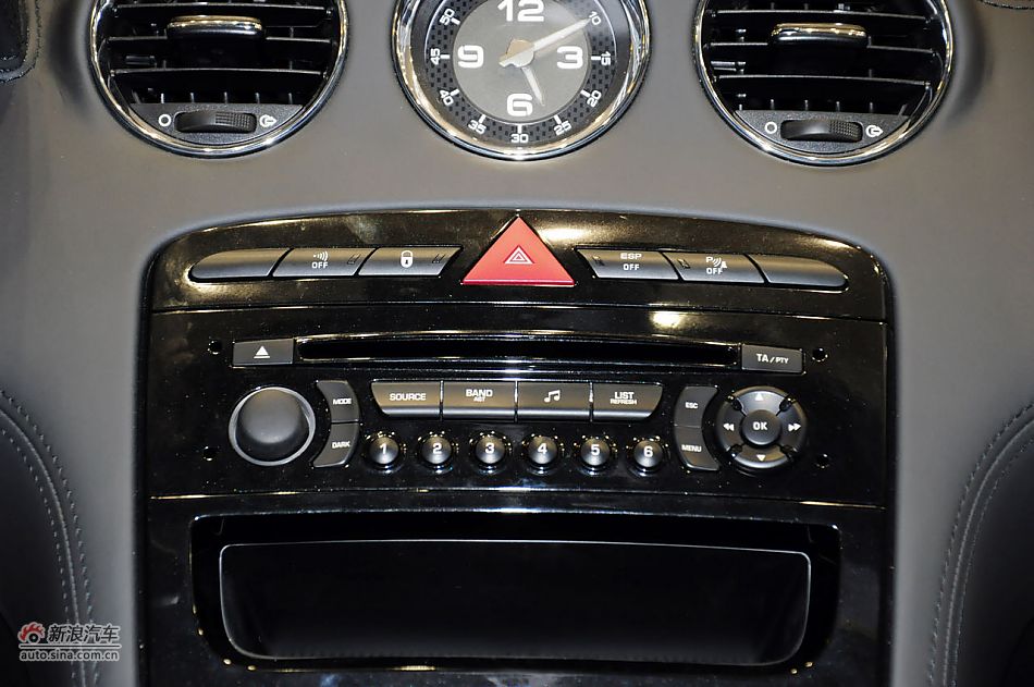 2011款标致RCZ实拍