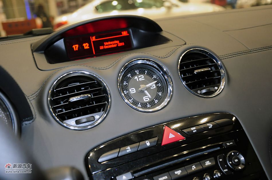 2011款标致RCZ实拍