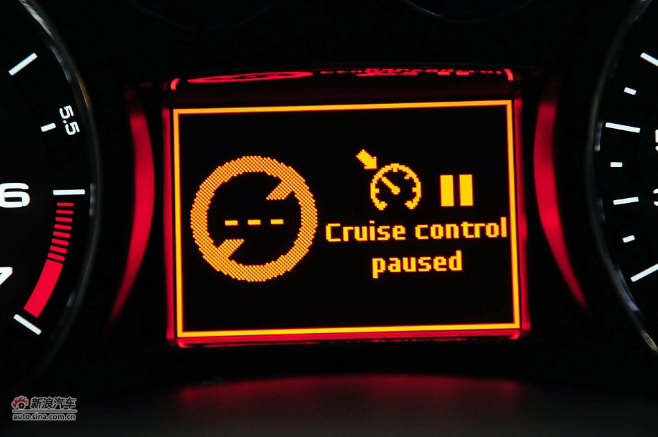 2011款标致RCZ实拍