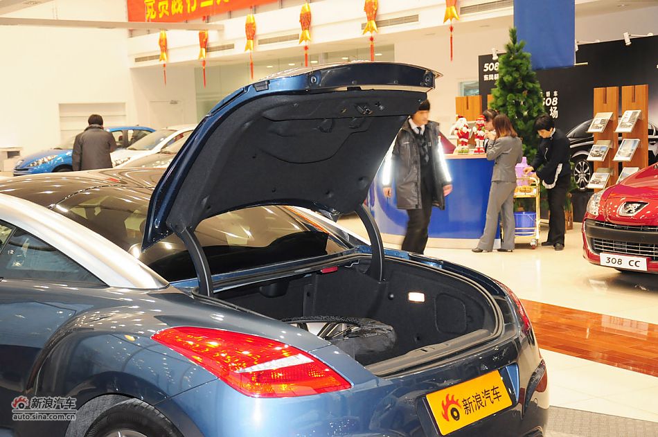 2011款标致RCZ实拍