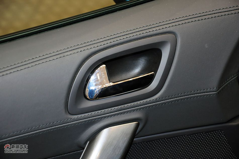 2011款标致RCZ实拍