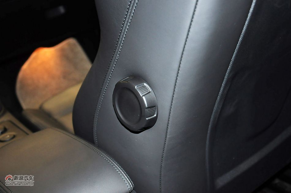 2011款标致RCZ实拍