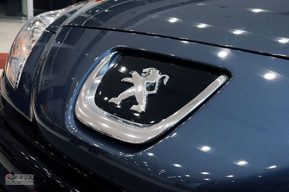 2011款标致RCZ实拍