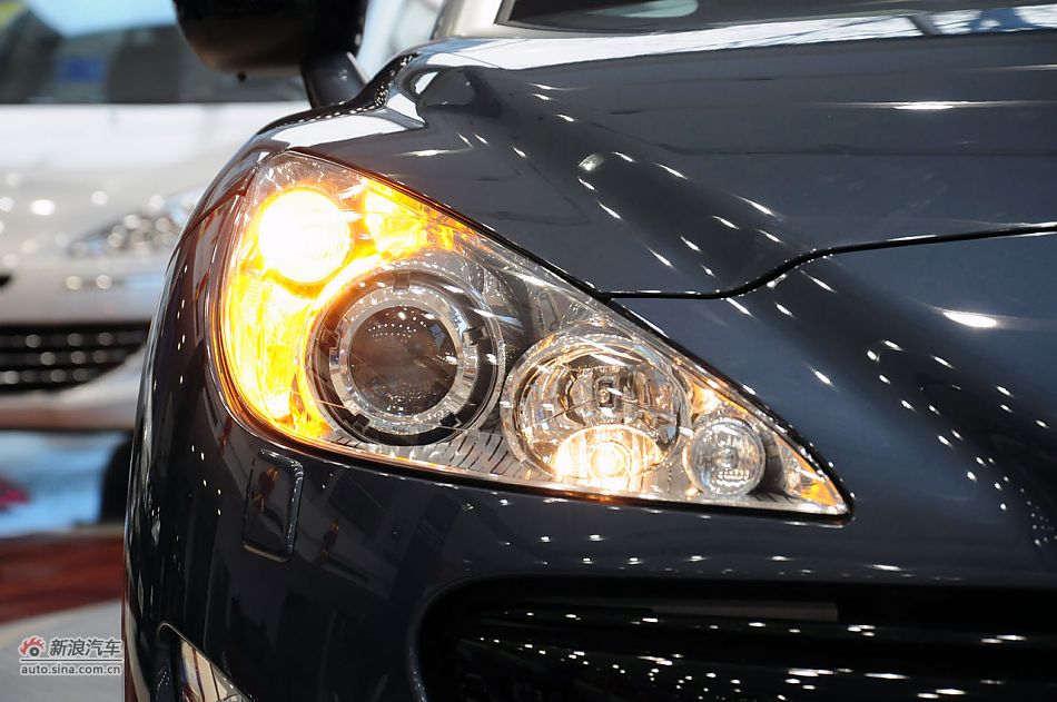2011款标致RCZ实拍