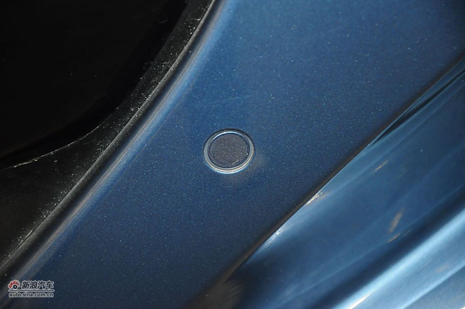 2011款标致RCZ实拍