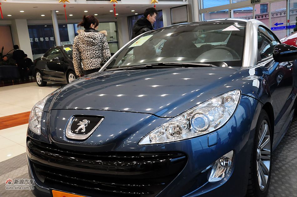 2011款标致RCZ实拍