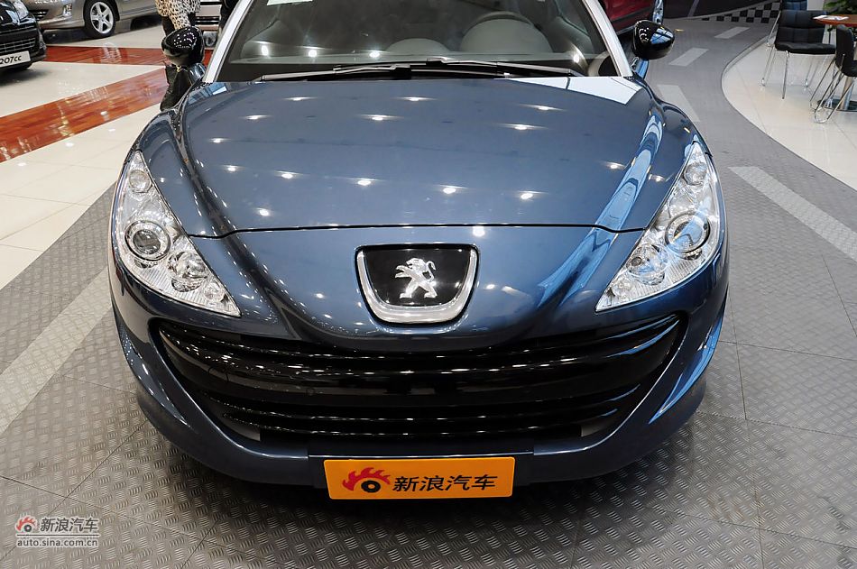 2011款标致RCZ实拍