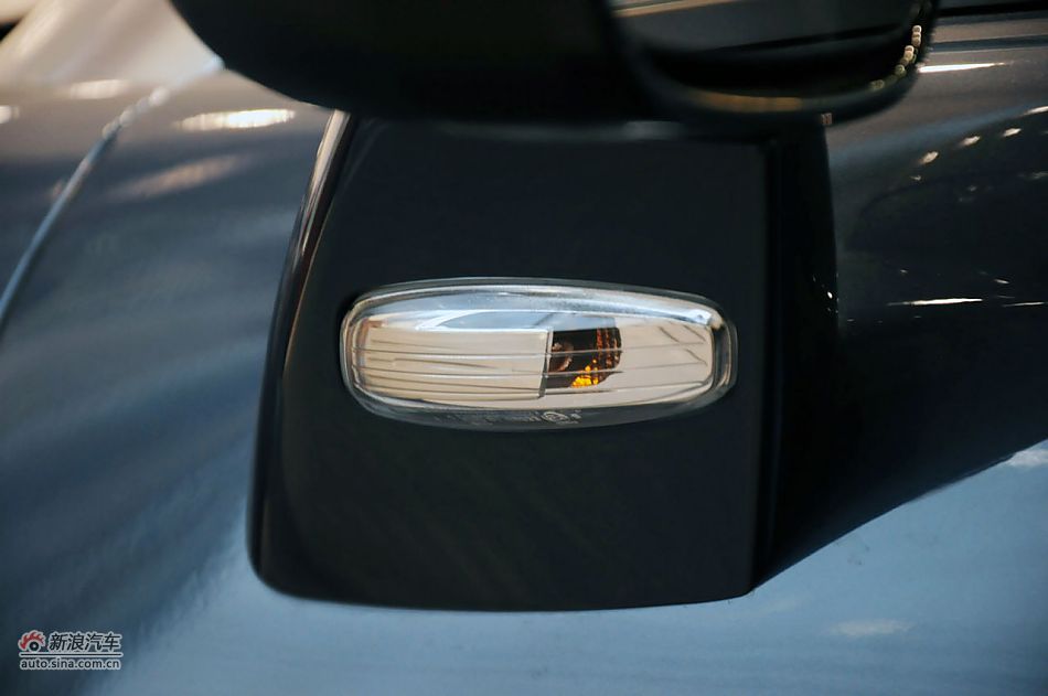 2011款标致RCZ实拍