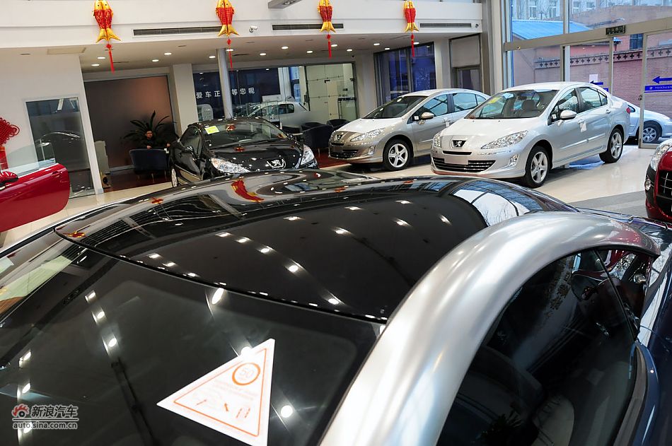 2011款标致RCZ实拍