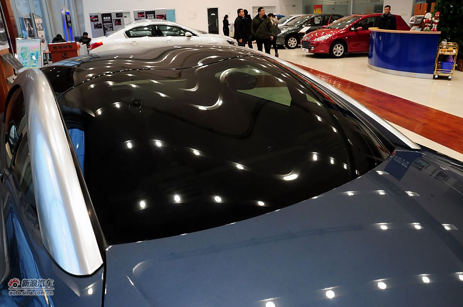 2011款标致RCZ实拍