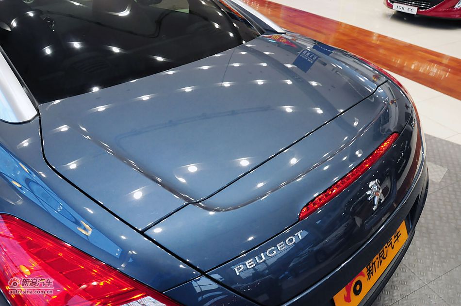 2011款标致RCZ实拍