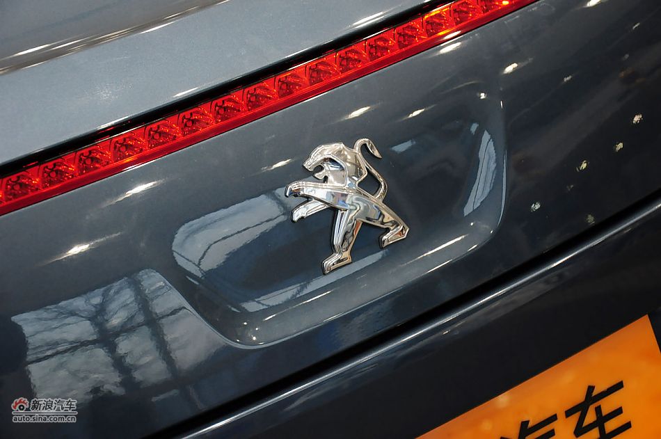 2011款标致RCZ实拍