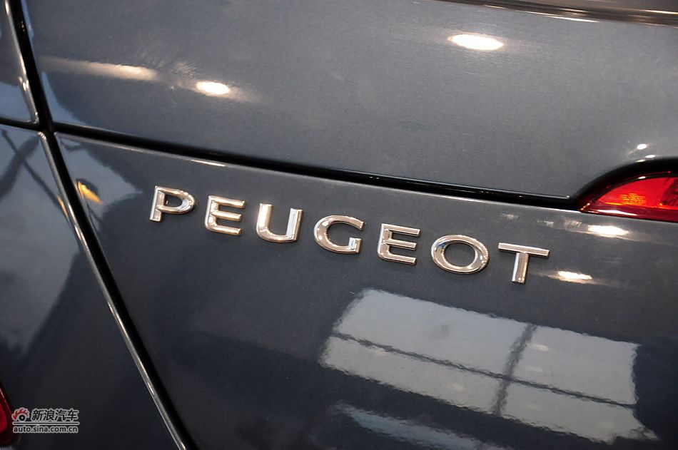 2011款标致RCZ实拍