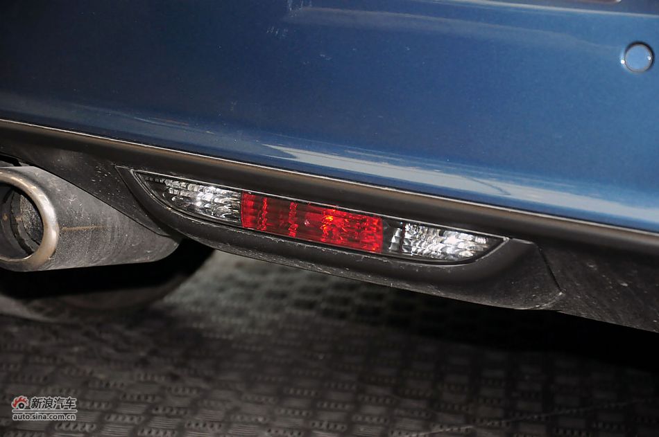 2011款标致RCZ实拍