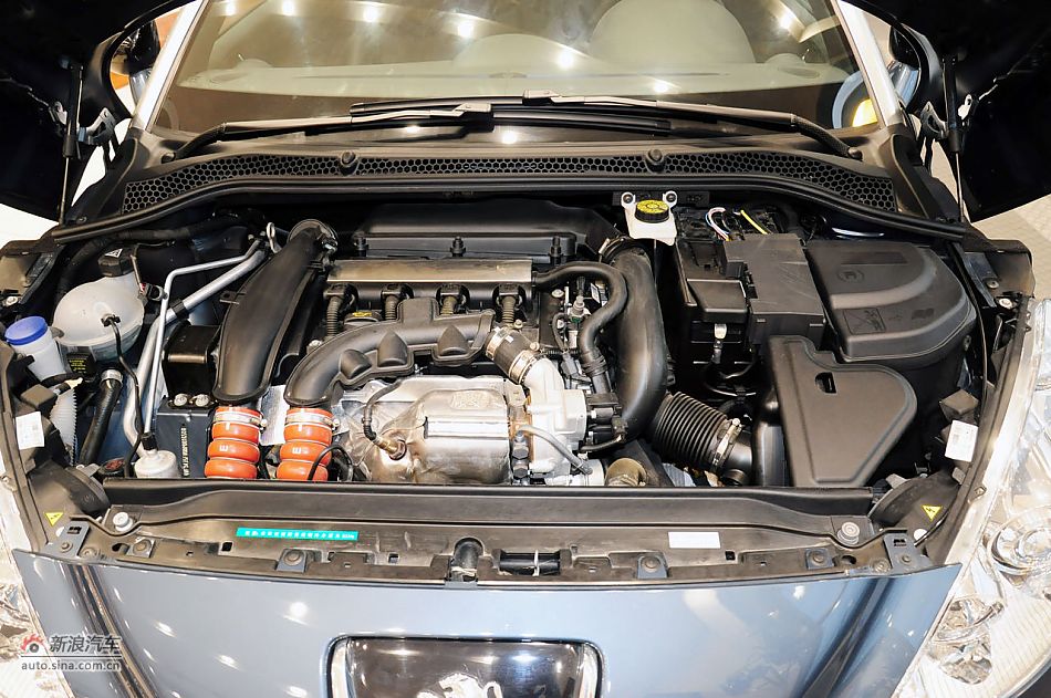 2011款标致RCZ实拍