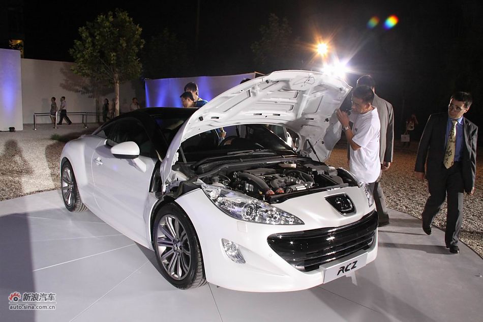 标致RCZ跑车