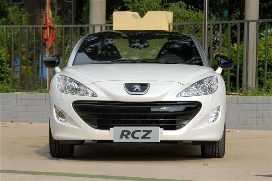 2011RCZ˶