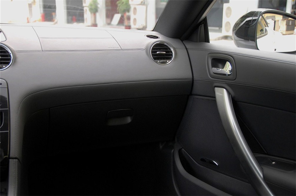 2011款标致RCZ豪华运动型