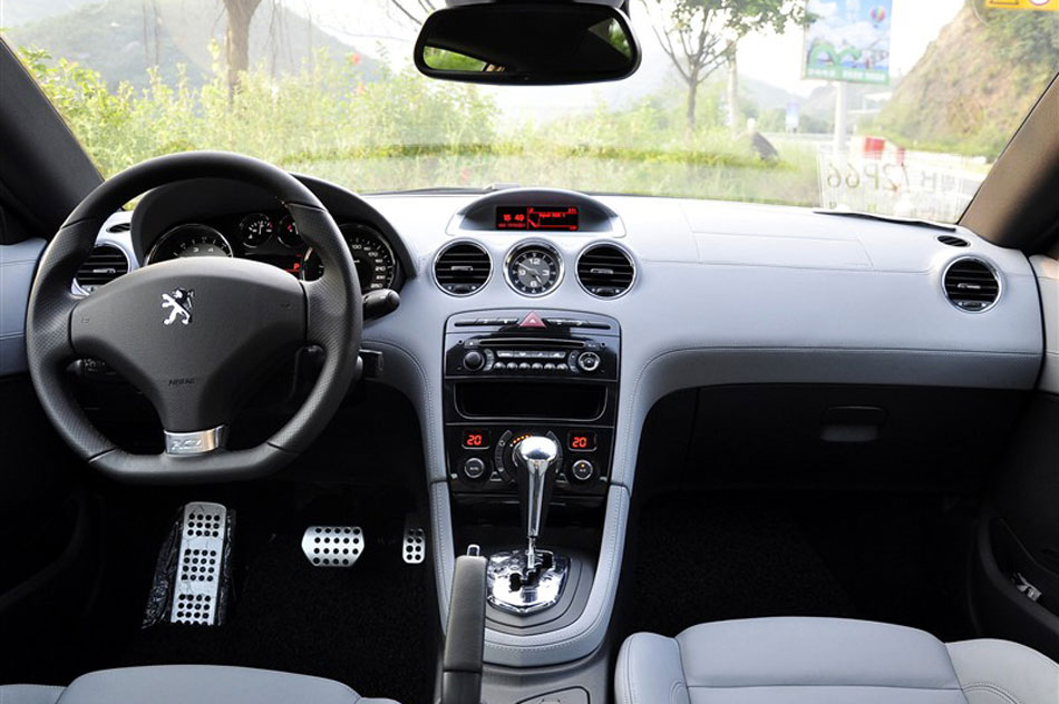 2011款标致RCZ豪华运动型