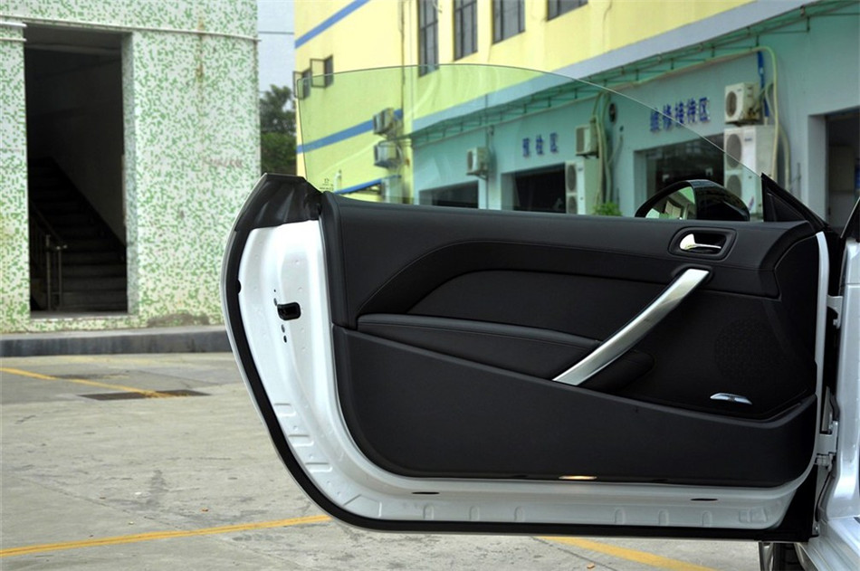 2011款标致RCZ豪华运动型