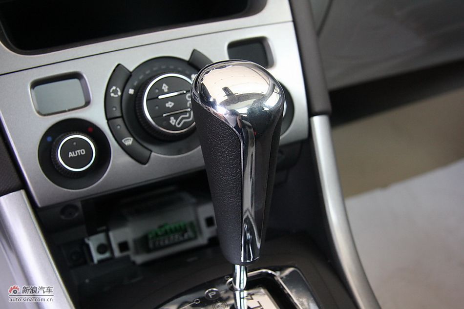 标致308SW时尚型内饰