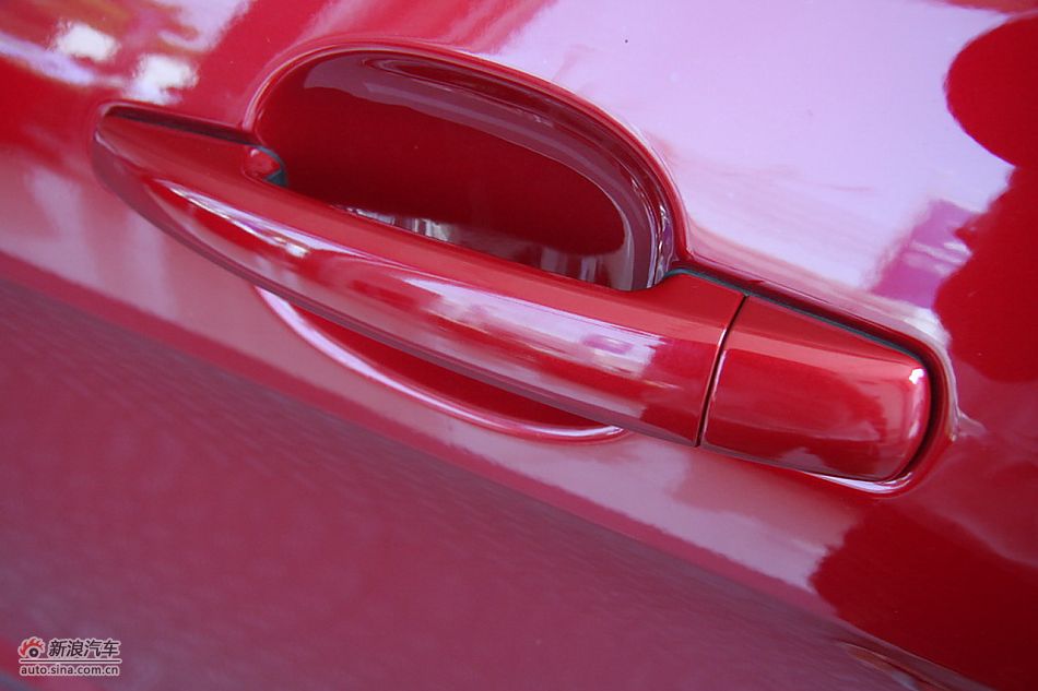 标致308SW时尚型外观细节