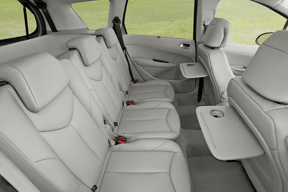 标致308SW车型内饰细节