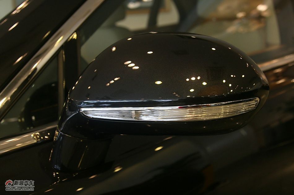 宾利慕尚外观细节