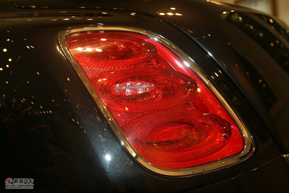 宾利慕尚外观细节