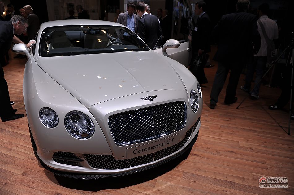 宾利欧陆GT