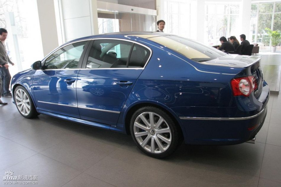 大众R36外观及细节