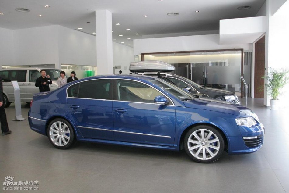 大众R36外观及细节