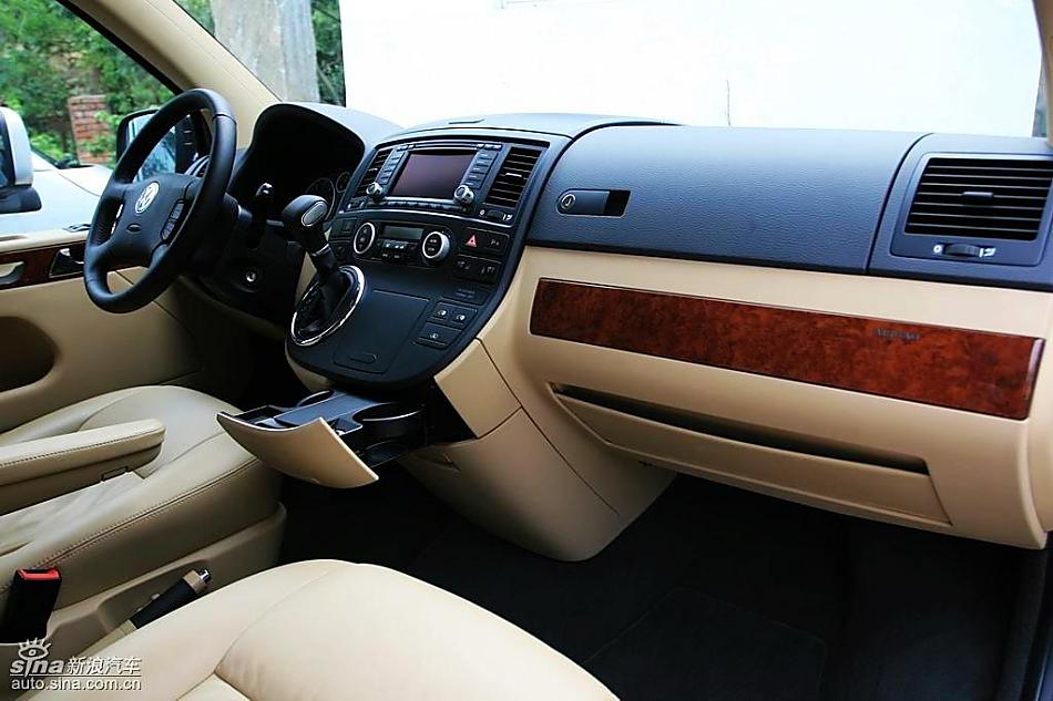 大众Multivan T5内饰