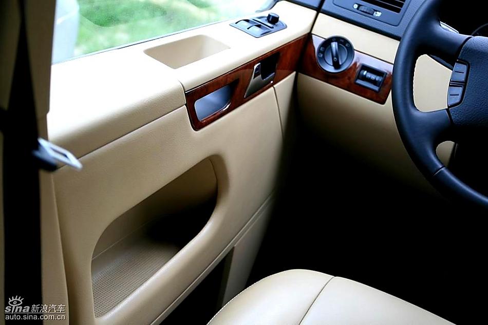 大众Multivan T5内饰