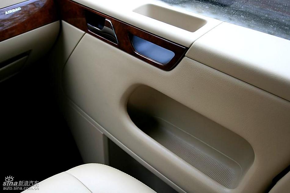 大众Multivan T5内饰