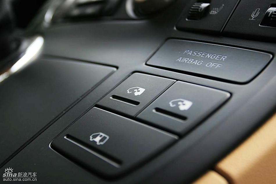 大众Multivan T5内饰