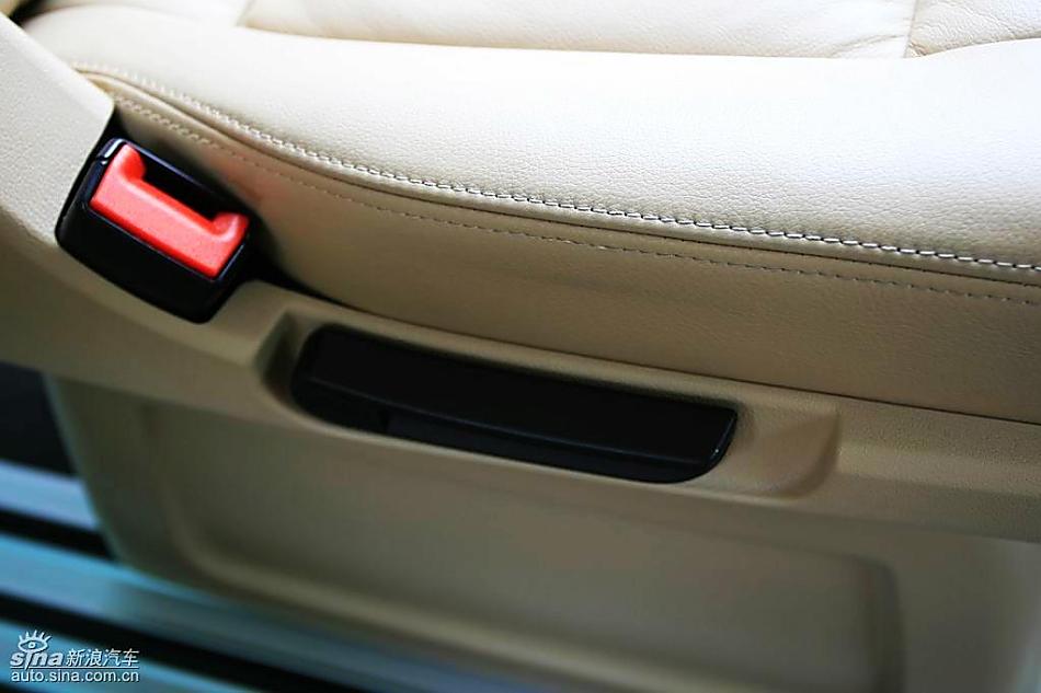 大众Multivan T5内饰