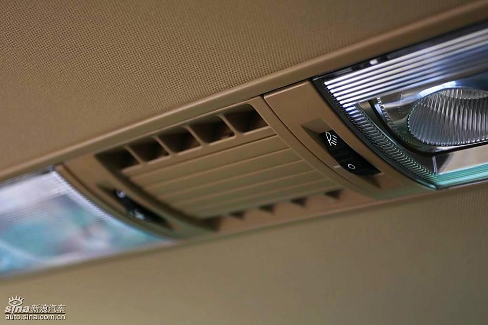 大众Multivan T5内饰