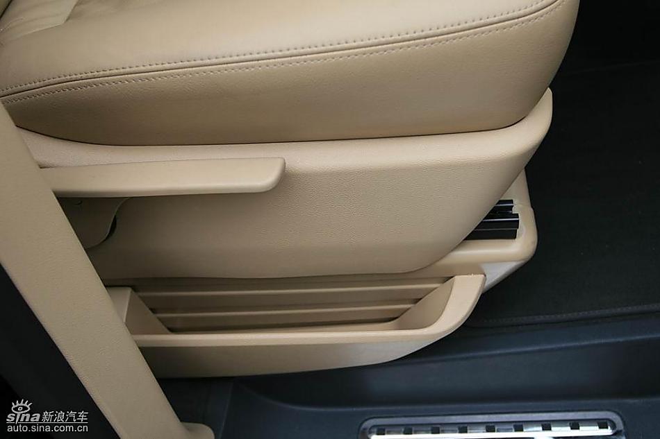 大众Multivan T5内饰