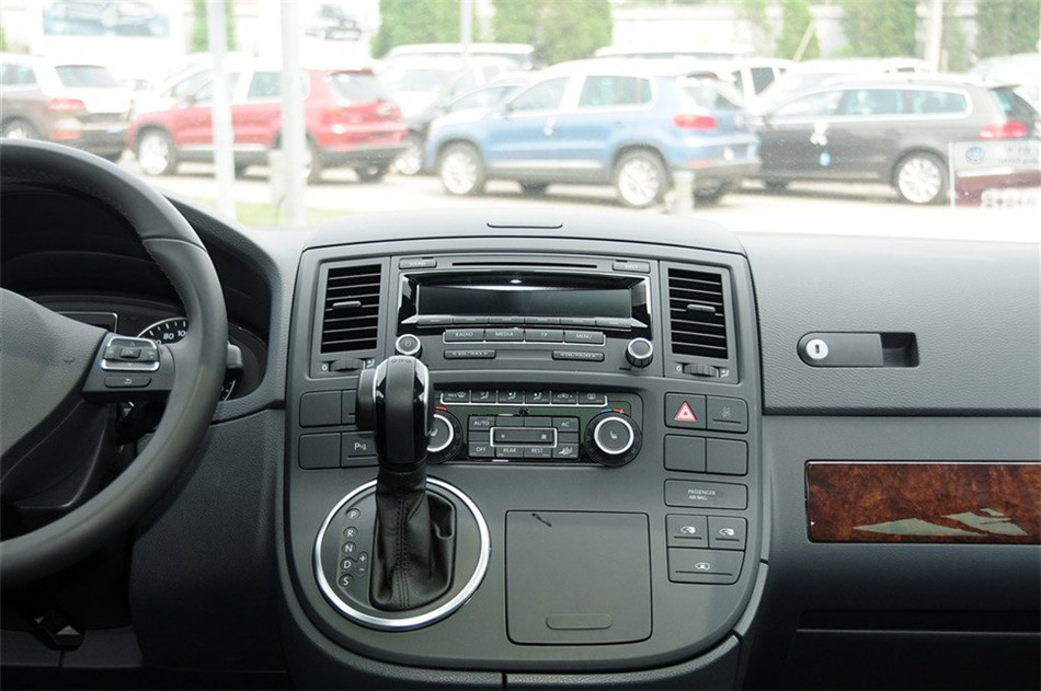 2012款大众Multivan 2.0T豪华版