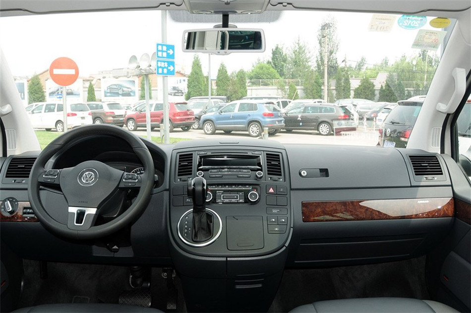 2012款大众Multivan 2.0T豪华版