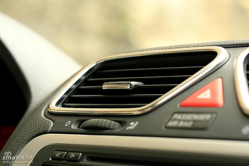 08款EOS内饰