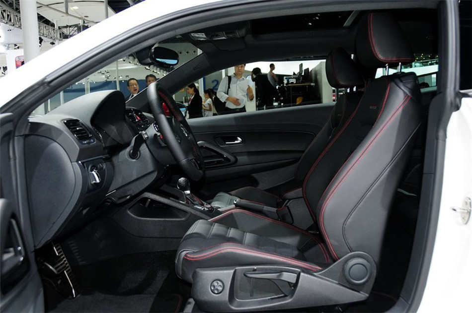 2013款尚酷 2.0TSI GTS