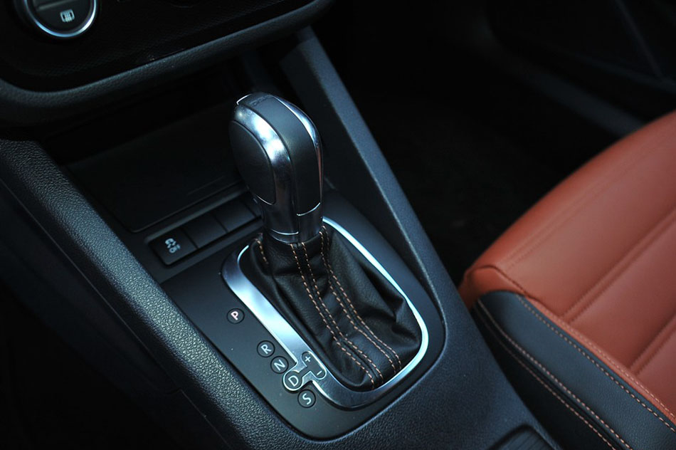 2015款 2.0TSI 豪华版 内饰