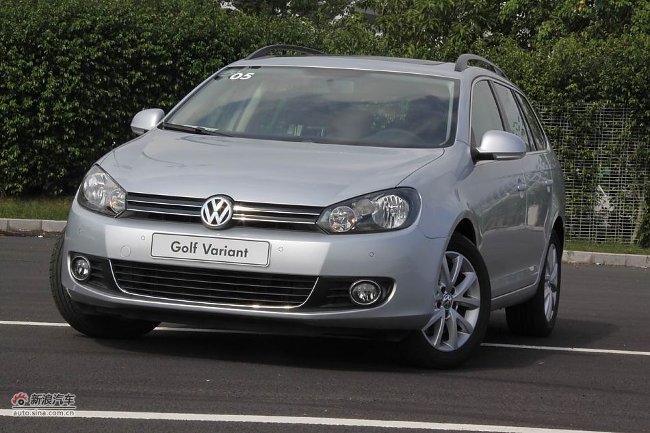 2011款高尔夫旅行轿车外形