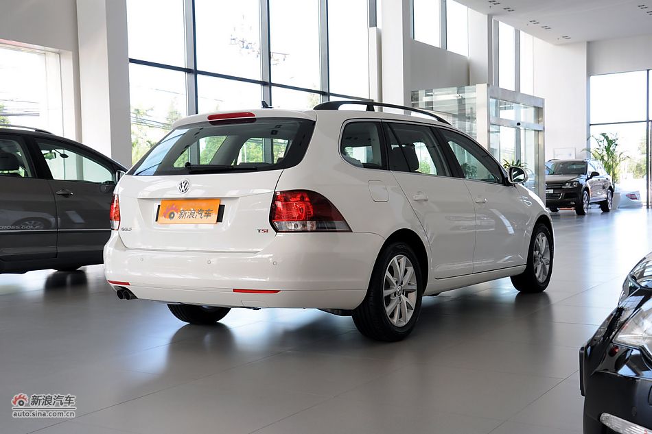 Golf旅行轿车实拍
