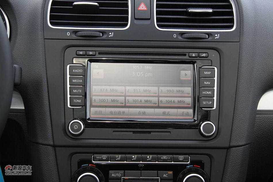 2011款高尔夫旅行轿车内饰