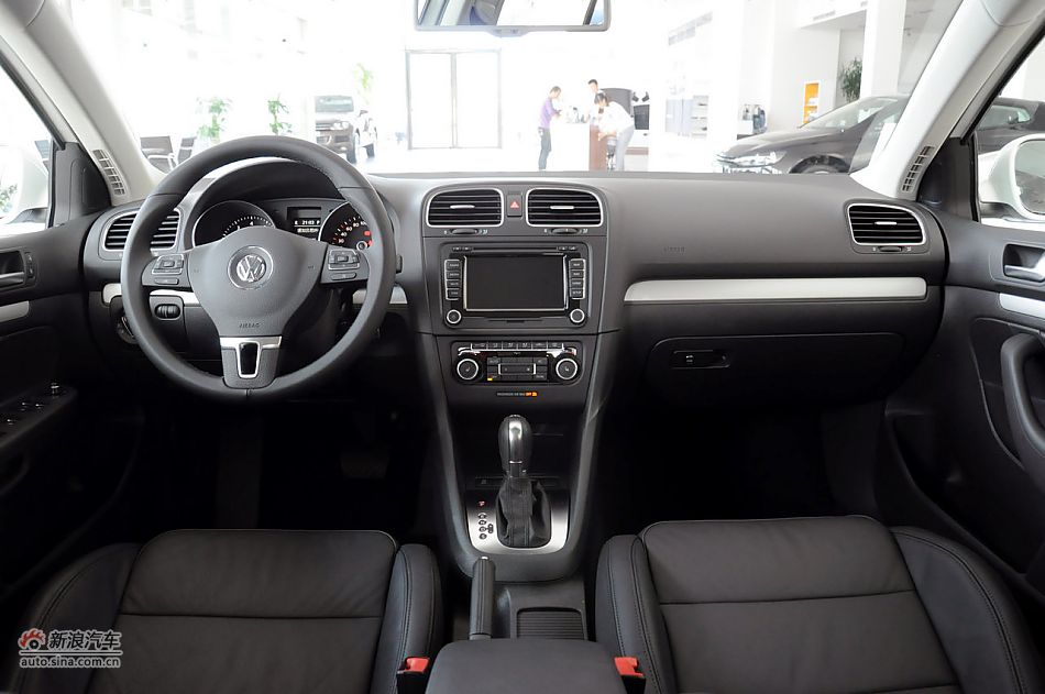 Golf旅行轿车实拍