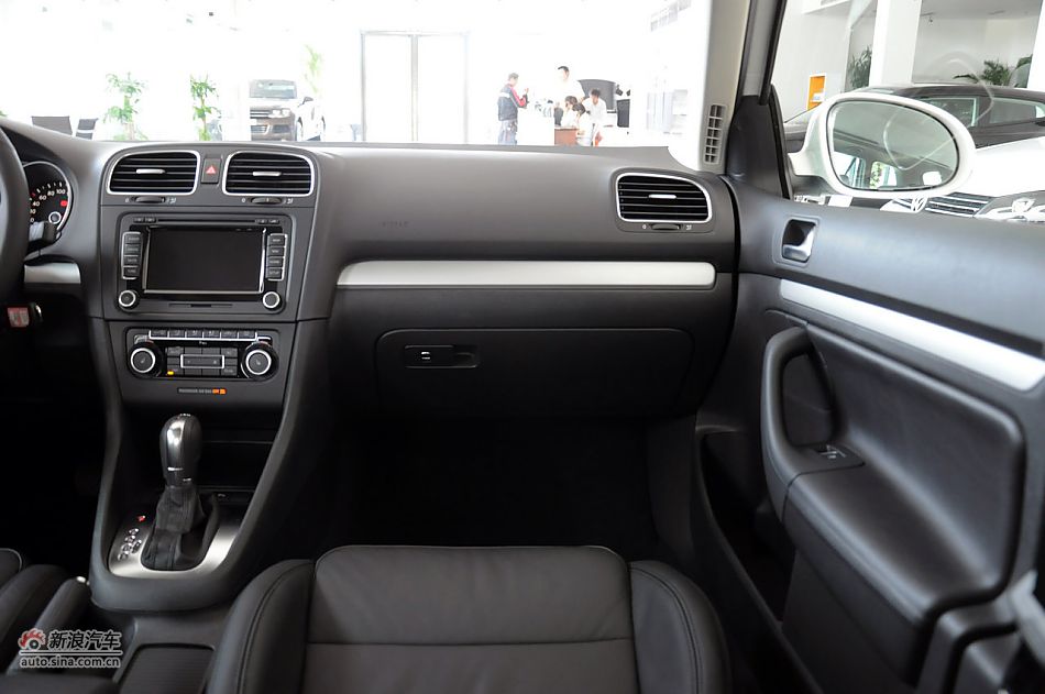 Golf旅行轿车实拍